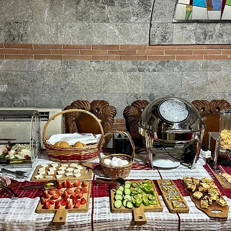 Brilant Antik Center Hotel Тирана Экстерьер фото