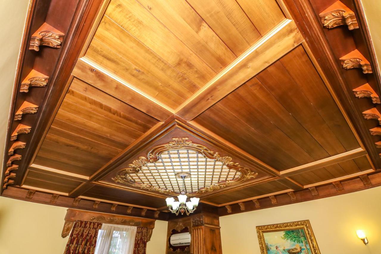 Brilant Antik Center Hotel Тирана Экстерьер фото